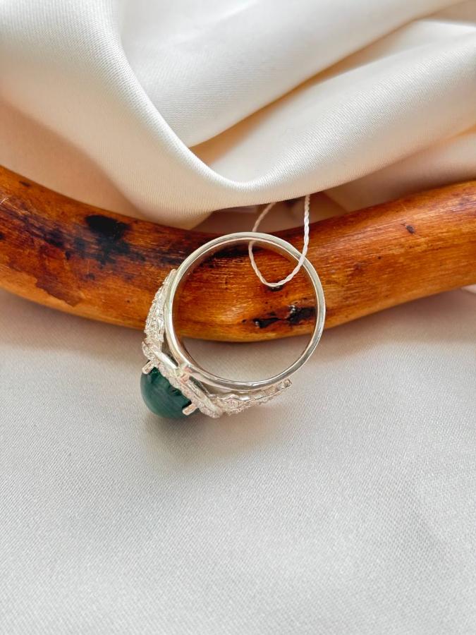 купить Кольцо из серебра с малахитом и фианитом  , фото 3