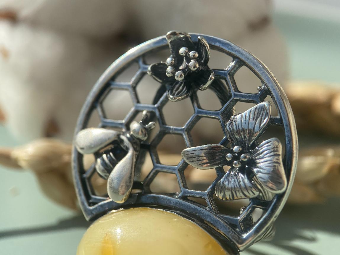 Купить Кольцо с янтарём королевским, 19,5 размер от магазина В Мире Самоцветов