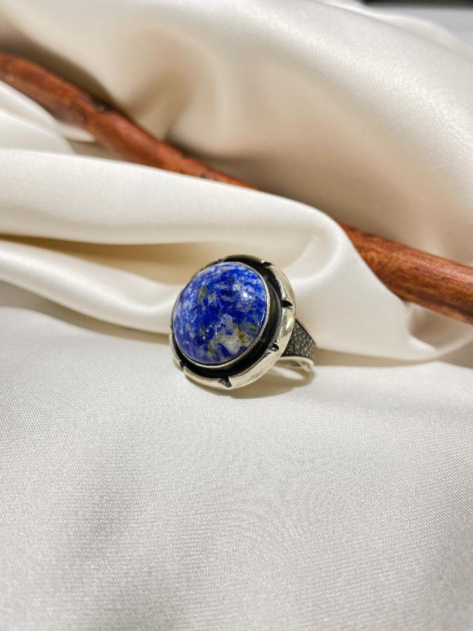купить Кольцо из серебра с лазуритом,18 размер  , фото 2