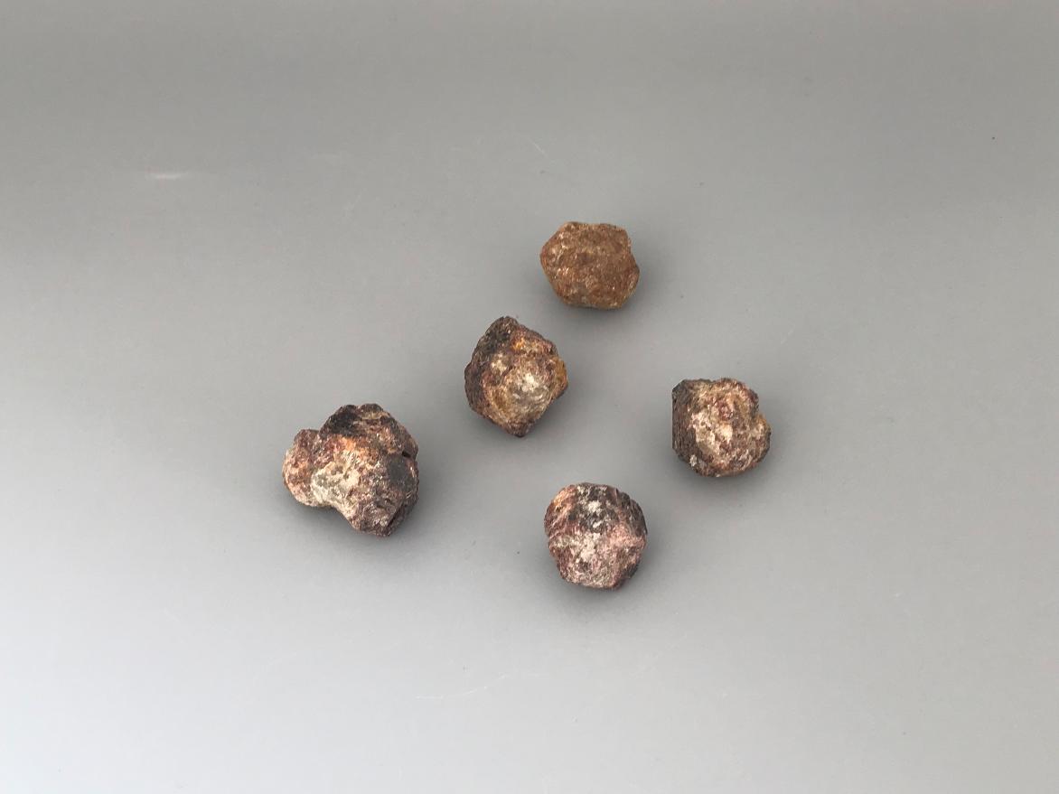 Гранат (альмандин), кристаллы 3,0х2,4х2,2 см GAL-0162, фото 1