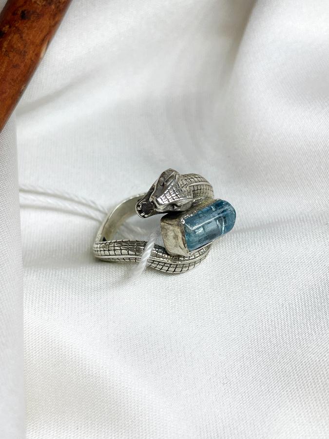 Кольцо из серебра с аквамарином в форме змеи,17,5 размер U-3774, фото 3