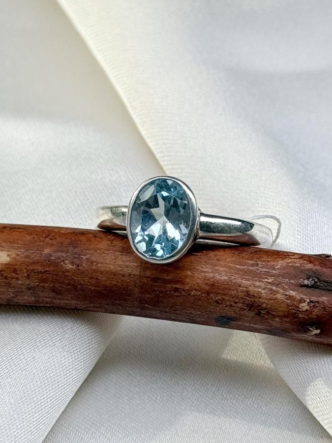купить Кольцо из серебра с топазом,18 размер  , фото 1