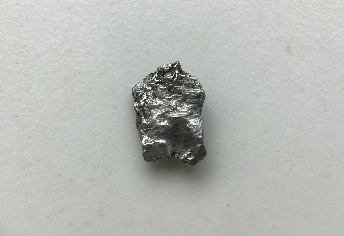 Метеорит Кампо-дель-Сьело 0,7 х 1,0 х 0,2 см MT-0013, фото 1