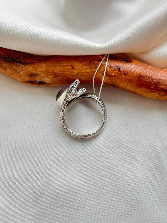 купить Кольцо из серебра с корундом-рубином звездчным  , фото 4