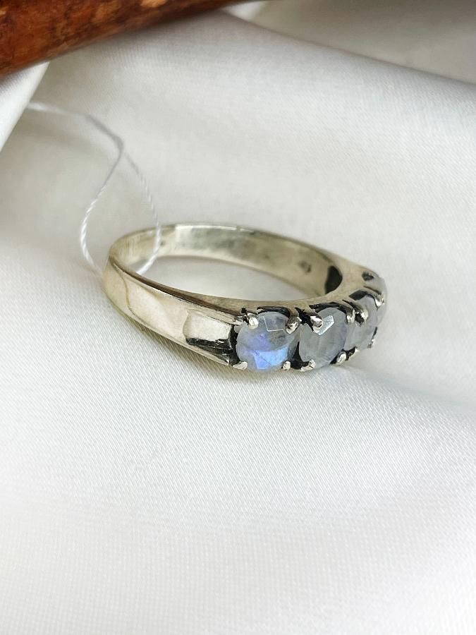 купить Кольцо из серебра с лунным камнем,18,5 размер  , фото 3