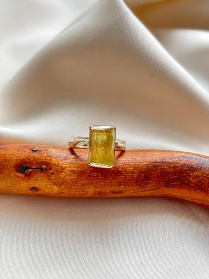 купить Кольцо из серебра с гелиодором  , фото 2