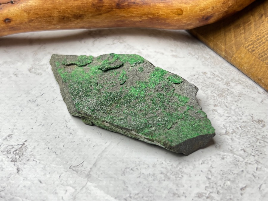 Уваровит (зелёный гранат), 0,9 х 3,4 х 6,5 см OBM-1426, фото 4