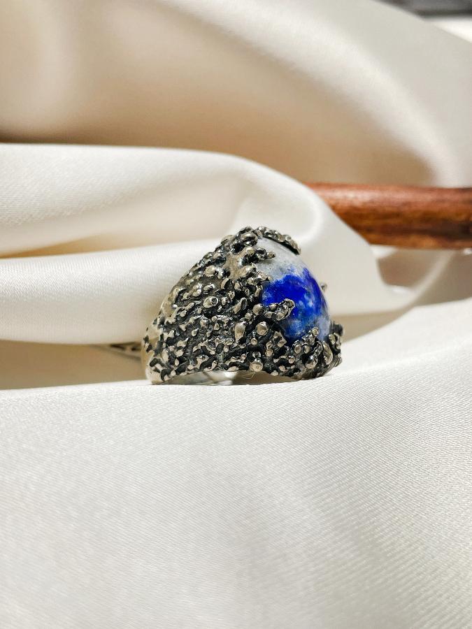 купить Кольцо из серебра с лазуритом, 17,7 размер , фото 3