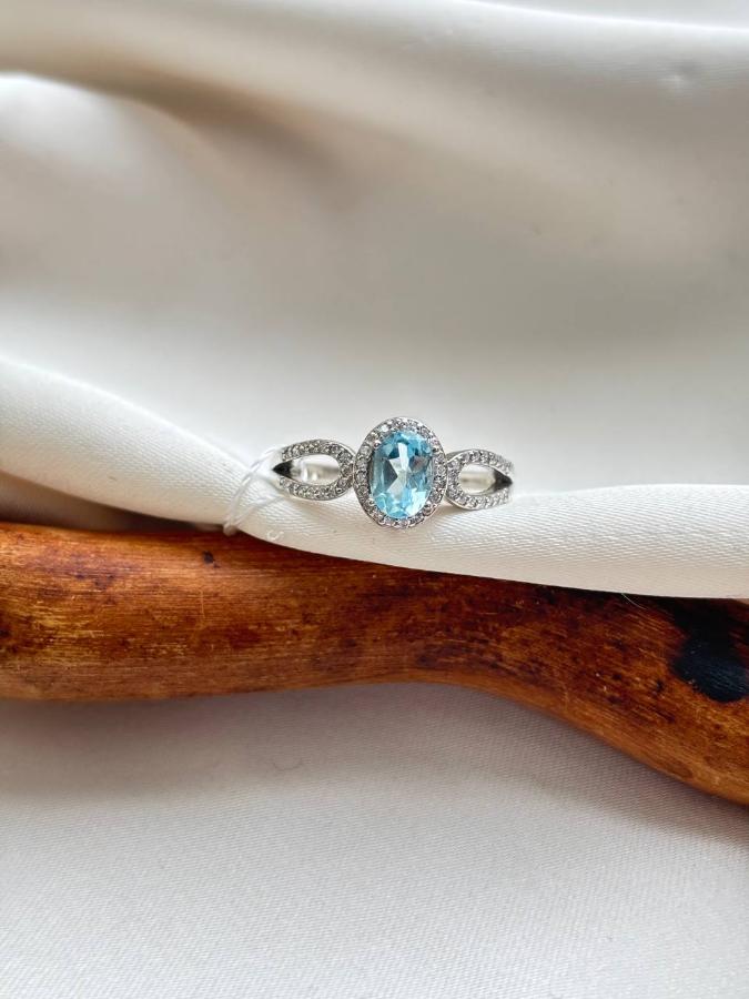 купить Кольцо из серебра с топазом и фианитами  , фото 2