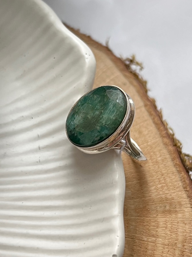 Кольцо из серебра с изумрудом (зелёный берилл) в огранке, 18,25 размер U-239, фото 1