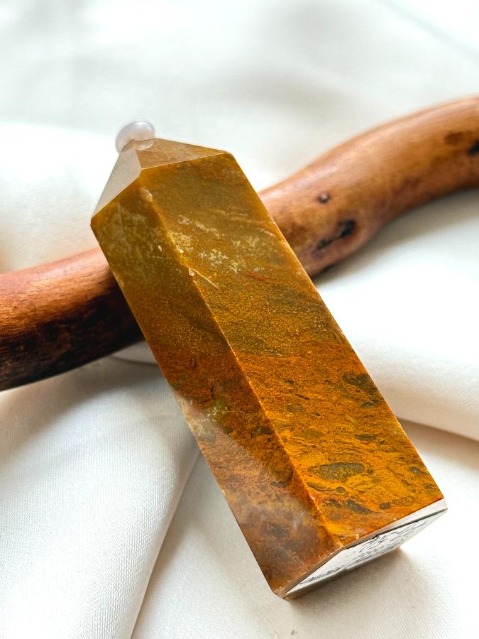 Столбик (обелиск) из яшмы (мукаит),6,5 х 2,5 см ST-0020, фото 5