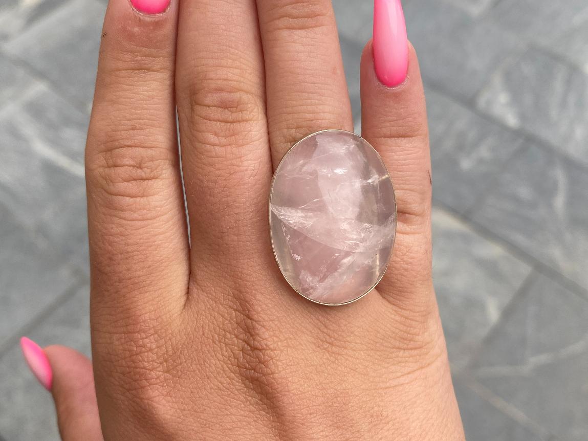 Купить Кольцо с розовым кварцем, 17,5 размер от магазина В Мире Самоцветов