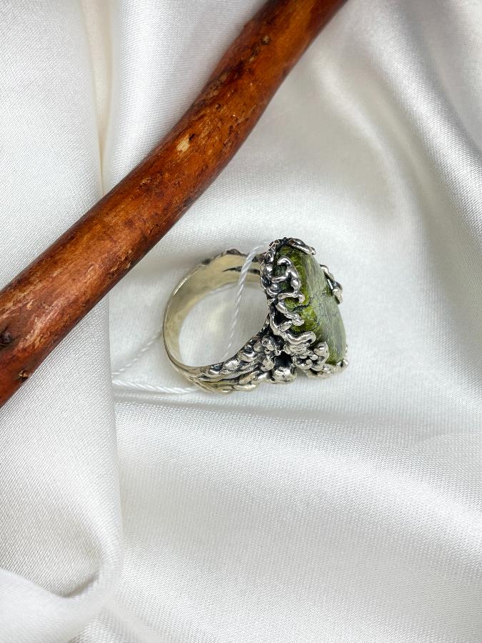 купить Кольцо из серебра с змеевиком,18 размер , фото 5