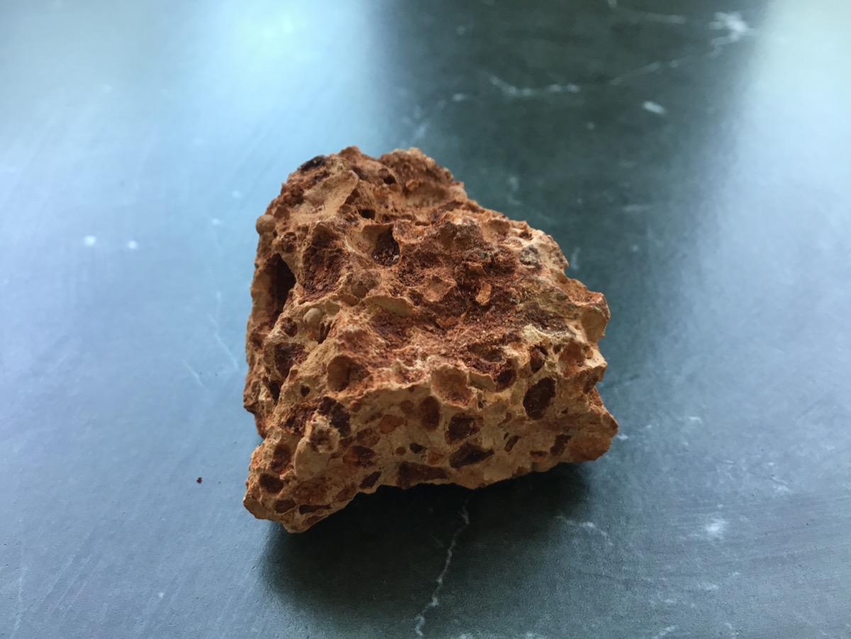 Боксит оолитовый 3,9 х 3,4 х 2,0 см OBM-0178, фото 3