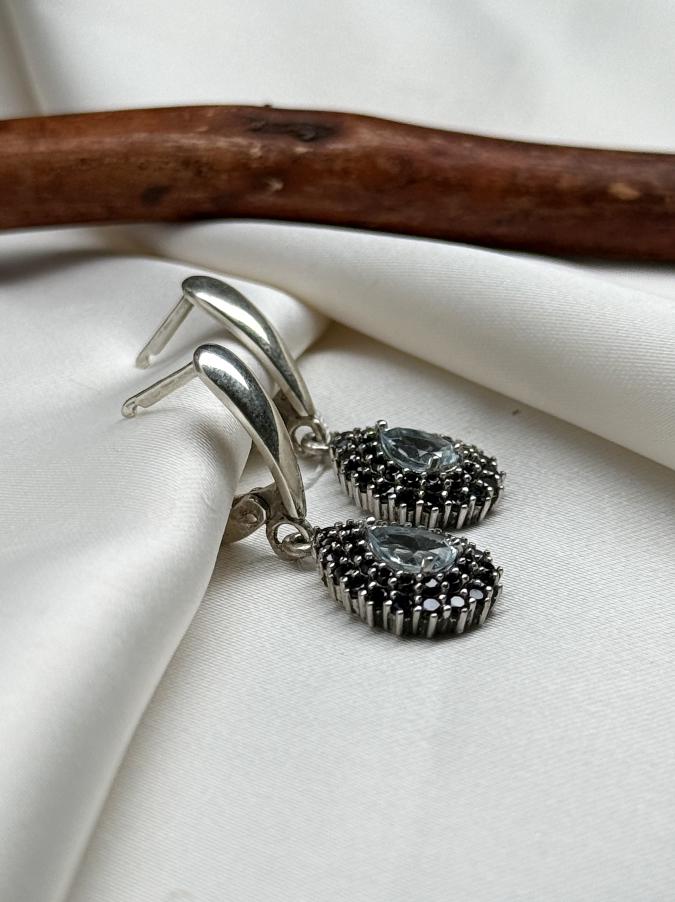 купить Серьги из серебра с топазом и сапфиром (синий корунд) , фото 2