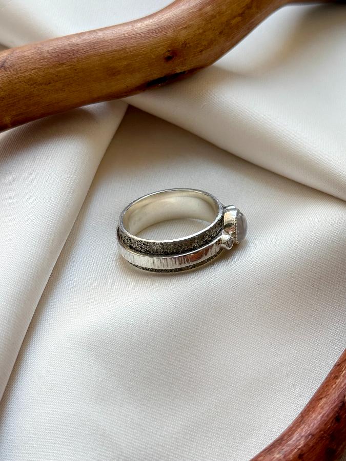 купить Кольцо из серебра с горным хрусталем, 17,8 размер , фото 3