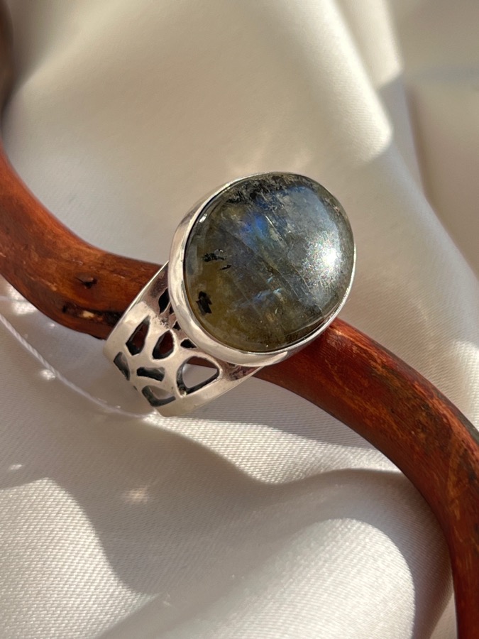 Кольцо из серебра с лабрадором, 18,75 размер U-1369, фото 3