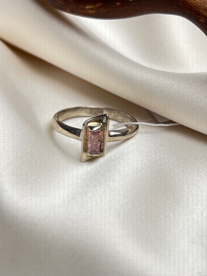 Кольцо из серебра с рубеллитом (розовый турмалин), 16,25 размер U-624, фото 1