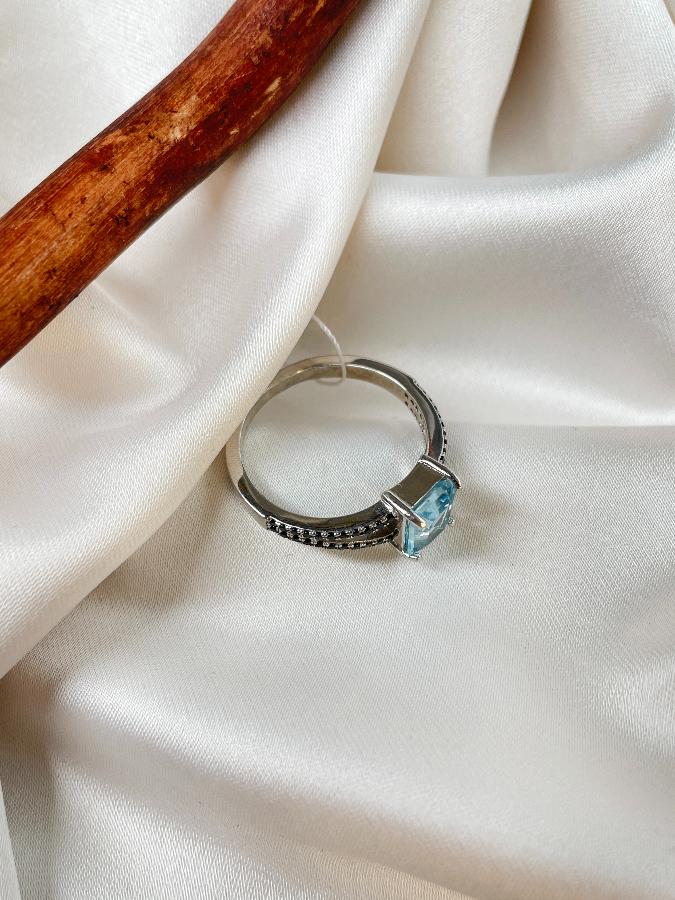 купить Кольцо из серебра с Лондон топазом,18 размер  , фото 4