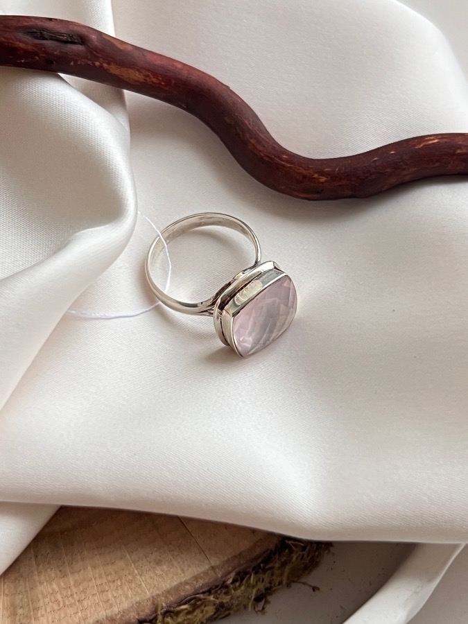 Кольцо из серебра с розовым кварцем в огранке, 19,25 размер U-1180, фото 2