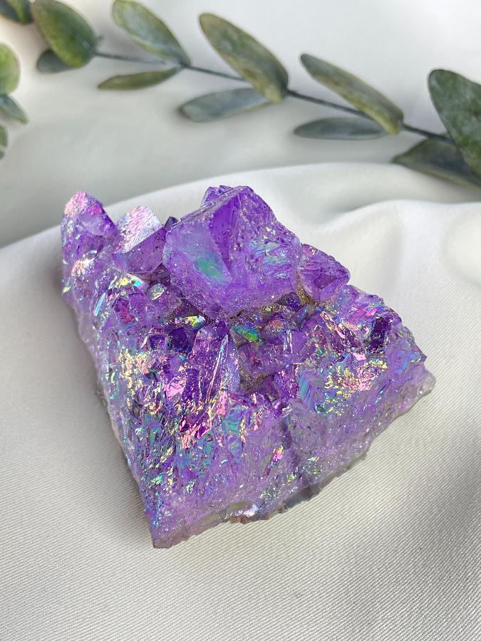 Кварц, друза с напылением титана, 4,5 х 5,5 х 5 DRU-0147, фото 3