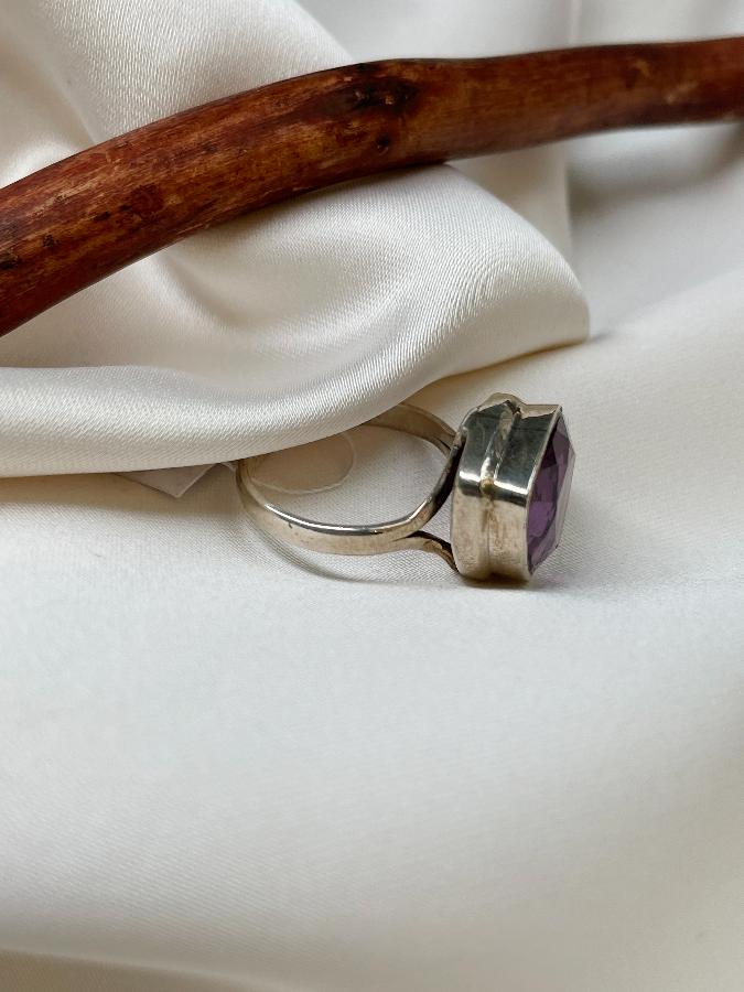 купить Кольцо из серебра с аметистом, 17,8 размер , фото 3
