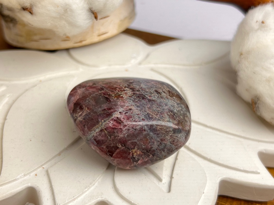 Рубеллит (розовый турмалин), полировка 2 х 3,8 х 3,8 см POL-0275, фото 1