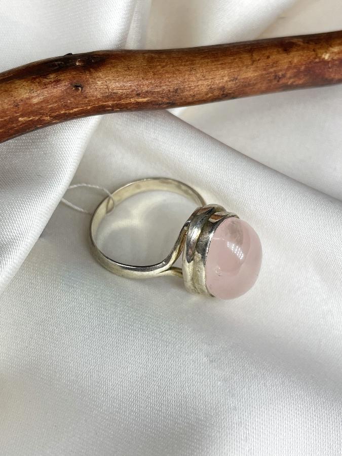 купить Кольцо из серебра с розовым кварцем,19 размер , фото 4