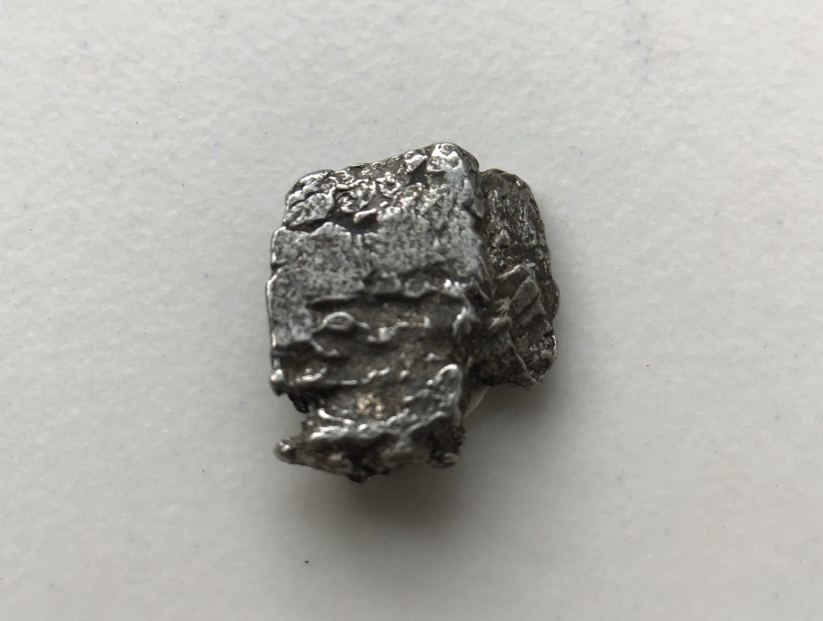 Метеорит Кампо-дель-Сьело 0,9 х 1,0 х 0,2 см MT-0010, фото 2