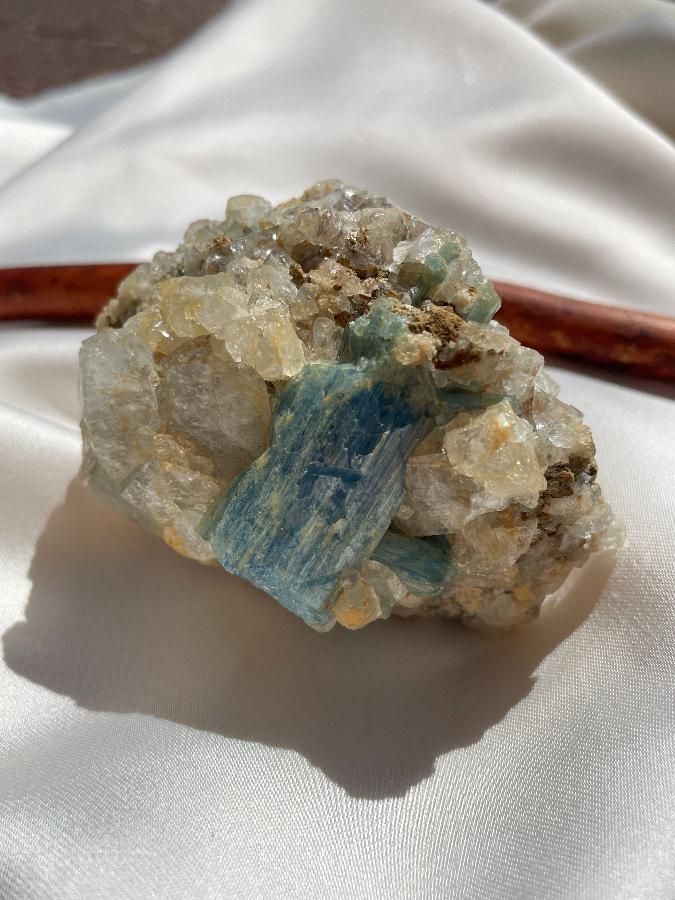 Аквамарин, топазы, горный хрусталь, 7,2 х 4,5 х 3,8 см OBM-1567, фото 4
