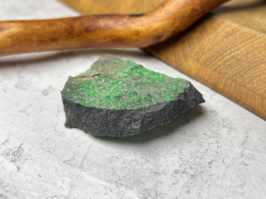 Уваровит (зелёный гранат), 1,4 х 4,1 х 5,3 см OBM-1427, фото 4