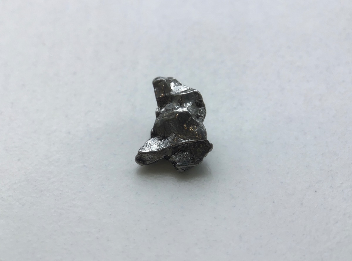 Метеорит Кампо-дель-Сьело 1,1 х 0,8 х 0,4 см MT-0017, фото 1