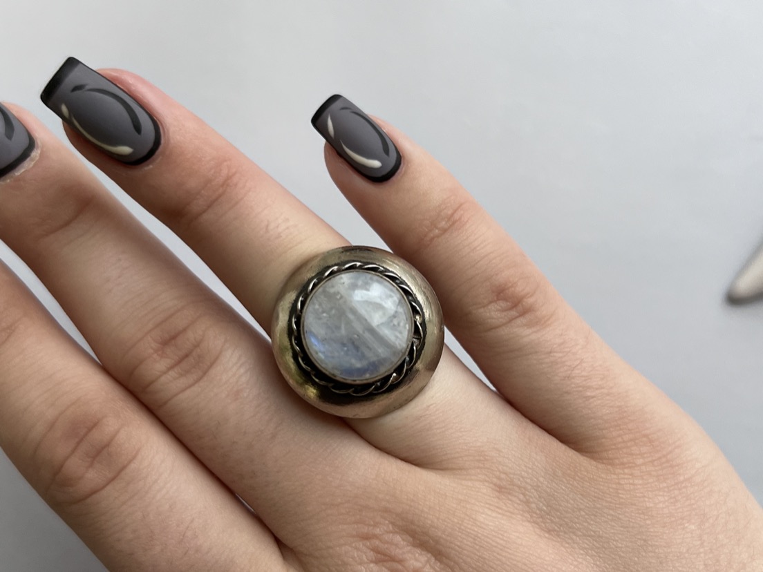 Купить Кольцо с лунным камнем, 17 размер от магазина В Мире Самоцветов
