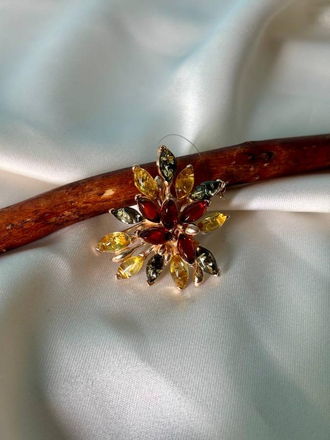 купить Брошь из серебра с янтарем , фото 1