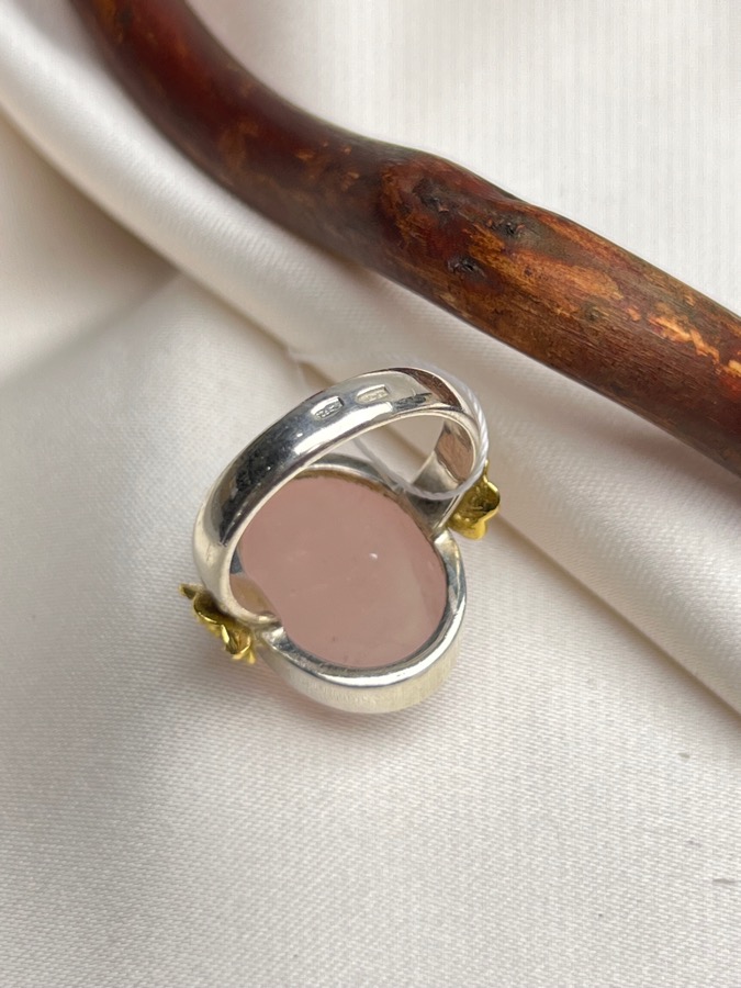 Кольцо из серебра с цветочками с розовым кварцем, 17 размер U-1392, фото 4