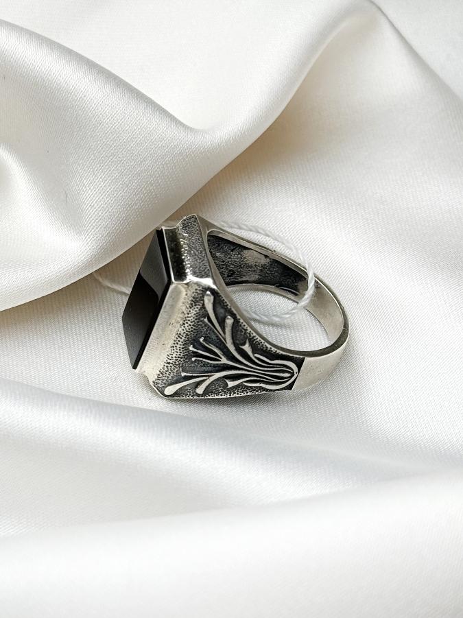 купить Кольцо-печатка из серебра с черным агатом,20 размер , фото 2