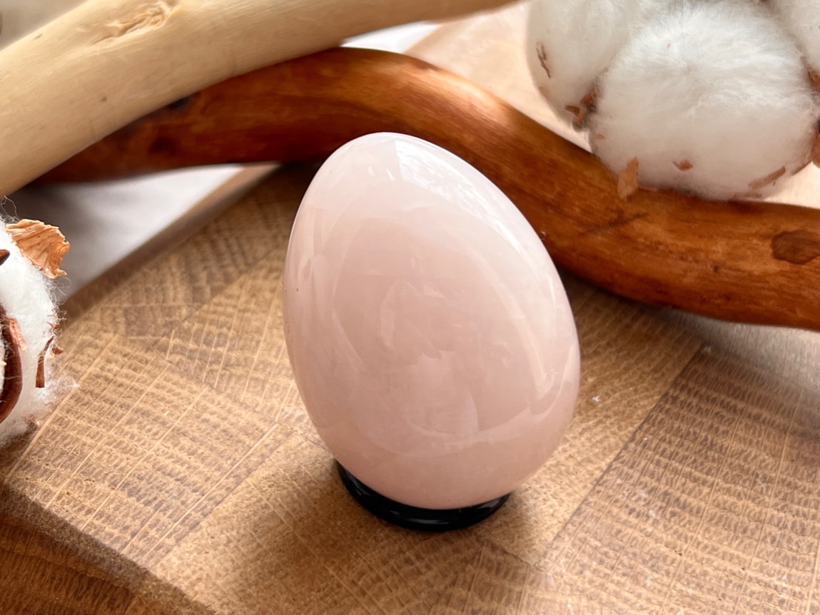 Яйцо из розового кварца 2,9 х 3,9 см JA-0067, фото 1