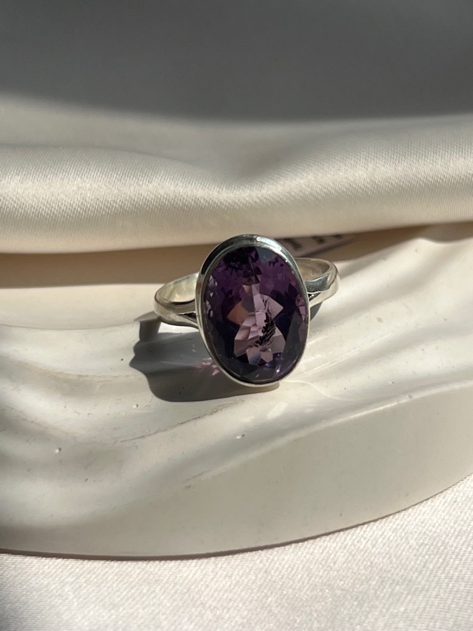 Кольцо из серебра с аметистом в огранке, 18,5 размер U-2278, фото 3