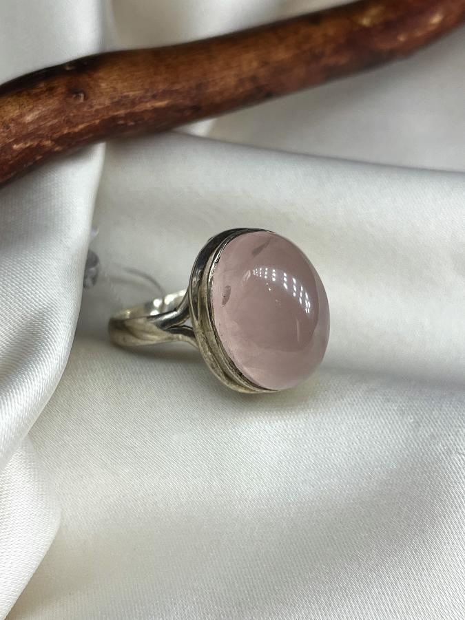 купить Кольцо из серебра с розовым кварцем,19 размер , фото 3