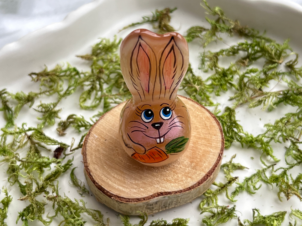 Заяц с морковкой из селенита  FG-0328, фото 3