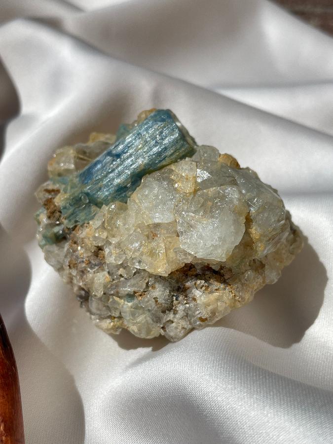 Аквамарин, топазы, горный хрусталь, 7,2 х 4,5 х 3,8 см OBM-1567, фото 2