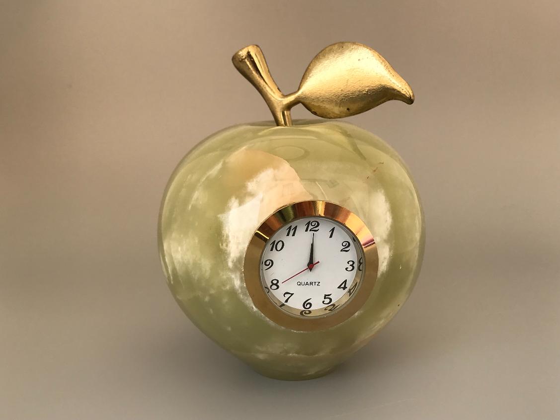 Часы из оникса "Яблоко" CHA-0001, фото 1