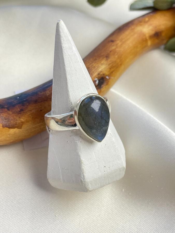 купить Кольцо из серебра с лабрадором, 18,0 размер  , фото 3