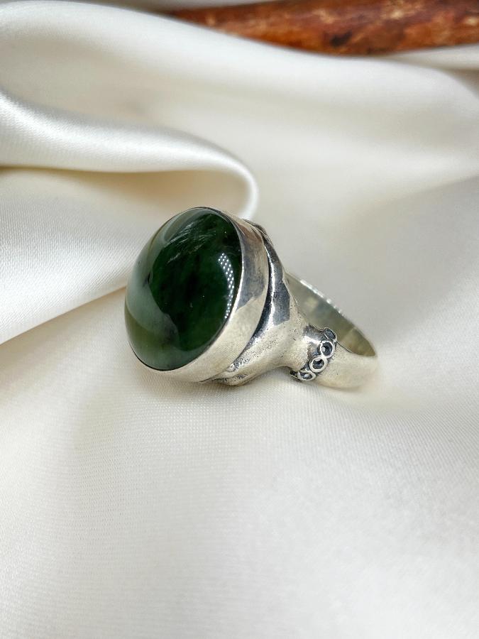 купить Кольцо из серебра с нефрит, 17,5 размер , фото 2