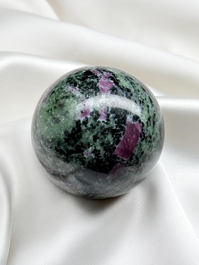 Шар из цоизита с рубином,d-5 см SH-0421, фото 2