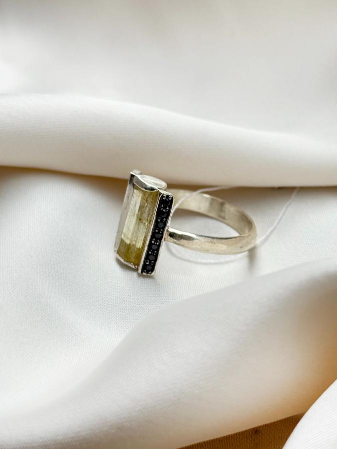 купить Кольцо из серебра с гелиодором, 19 размер , фото 2