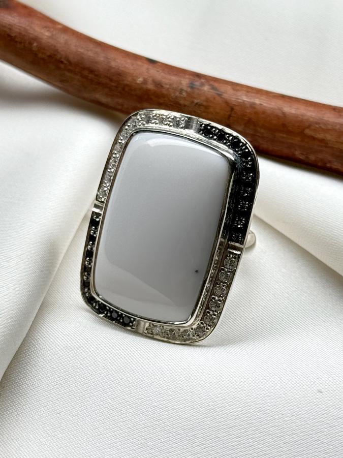 купить Кольцо из серебра с кахолонгом, 16,5 размер , фото 1