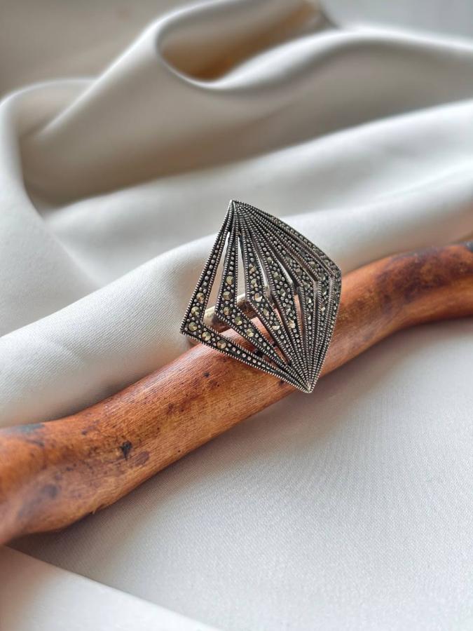 купить Кольцо из серебра с фианитами  , фото 1