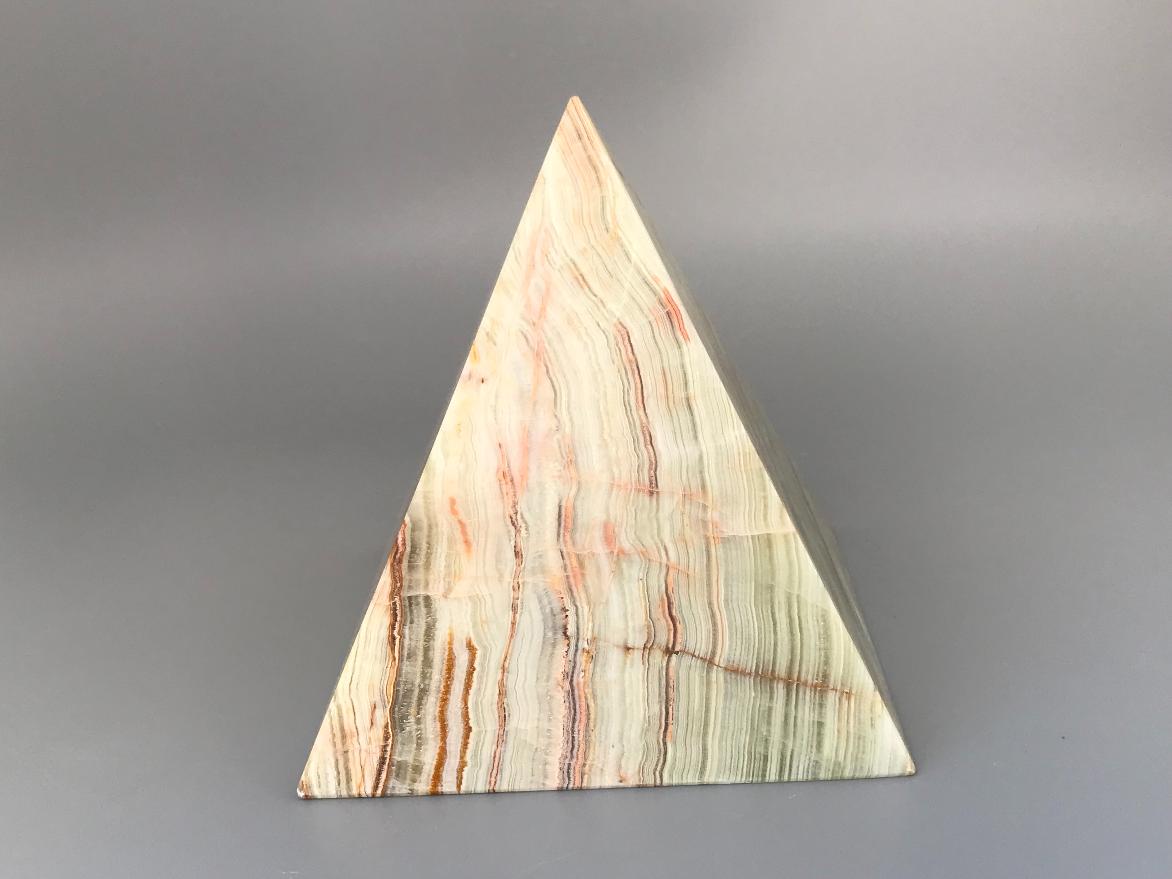 Пирамида из мраморного оникса 10,5х9,5х9,5 см PR-0008, фото 3