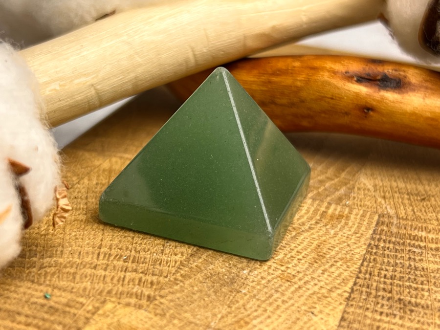 Пирамида из зелёного авантюрина PR-0058, фото 3